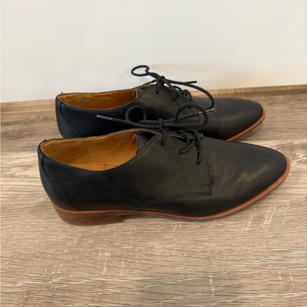 Madewell Black Leather Lace-Up Oxfords with Brown Soles
